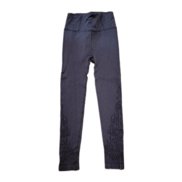 Calia Women's grey legging w/ floral eyelet design size XS - Picture 1 of 9